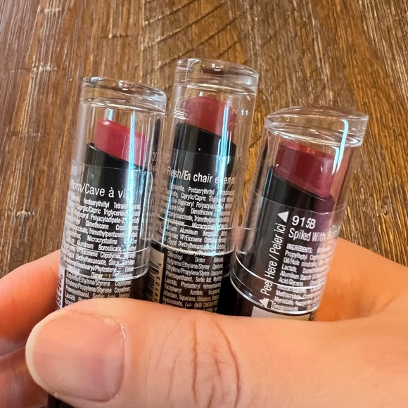 Wet n Wild lipstick three pack pink rose wine color - Picture 4 of 4